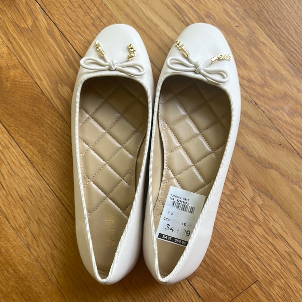 Michael Kors Cream Flats with Bow Detail